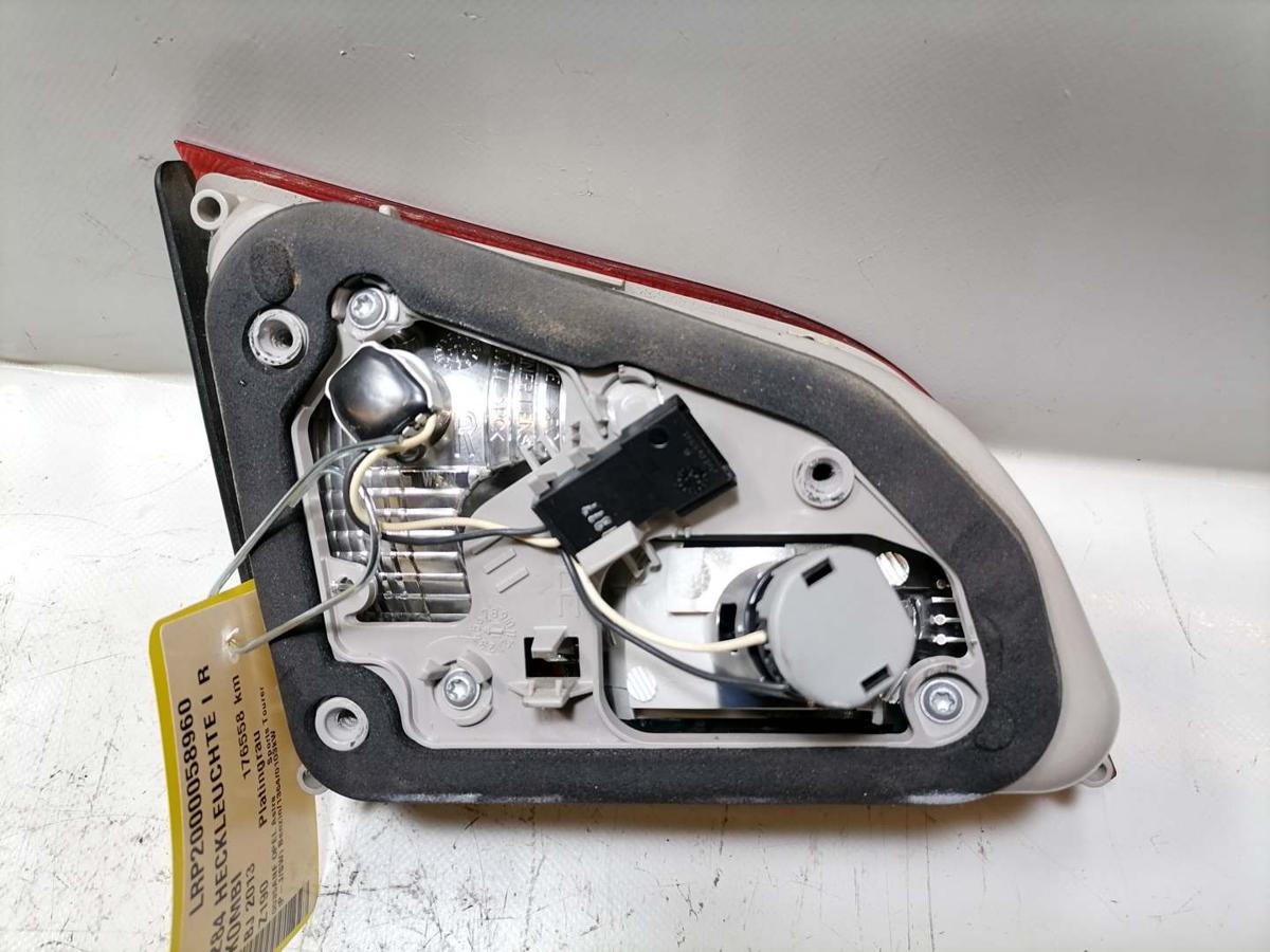 Opel Astra J original R&uuml;cklicht R&uuml;ckleuchte Schlussleuchte innen rechts Kombi Bj.2013